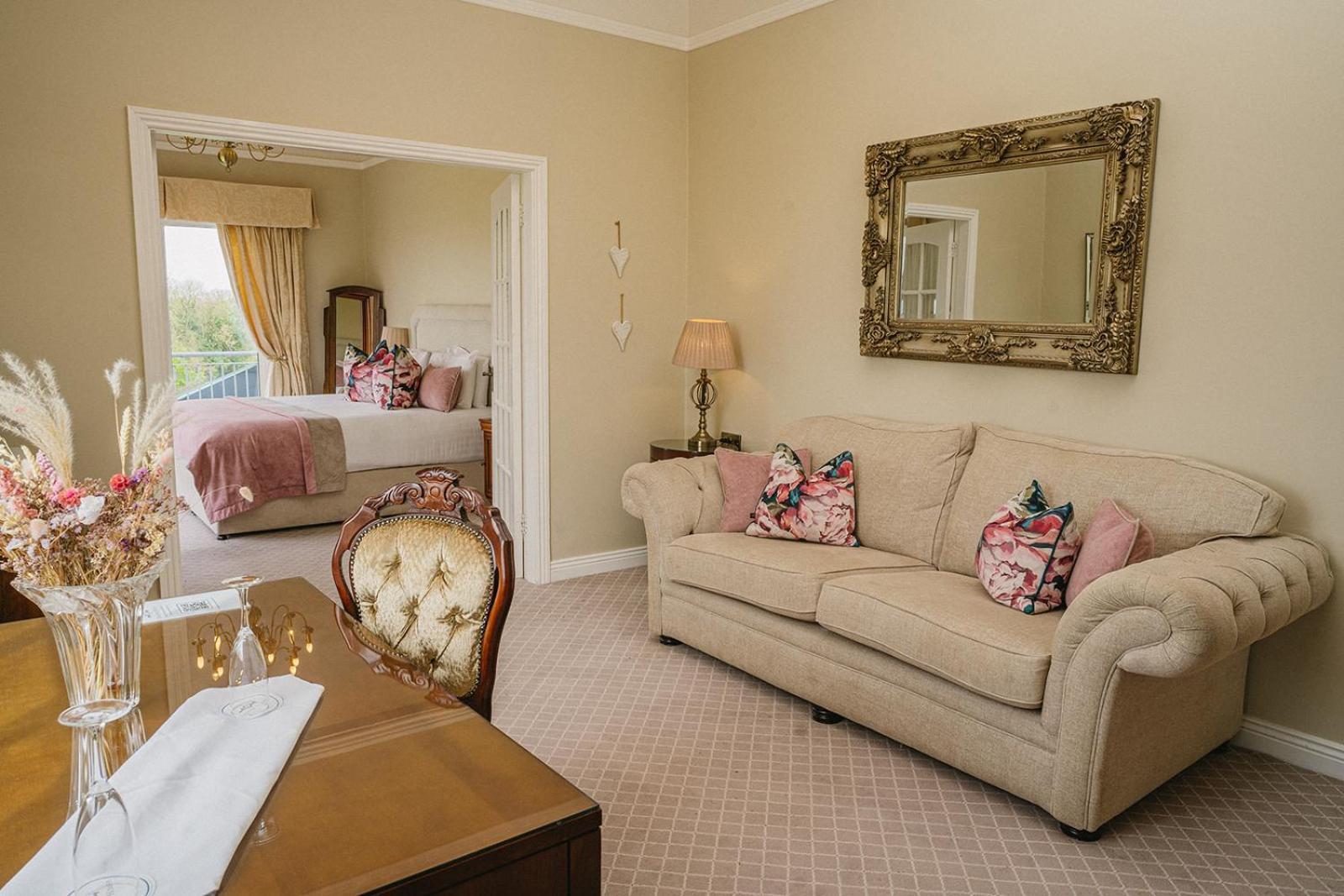 Crover House Hotel & Golf Club Mountnugent Exteriér fotografie